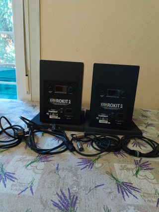 Pareja KRK ROKIT 5 G4 Monitores de Estudio