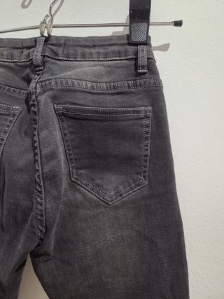 Pantalones vaqueros oscuros mujer