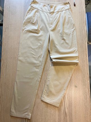 Massimo Dutti – High-Waisted Cotton Trousers –