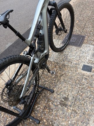Bicicleta eléctrica Cannondale Habit