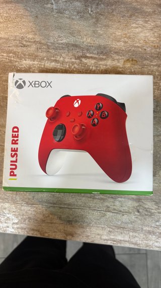 Control Xbox Blanco y Rojo