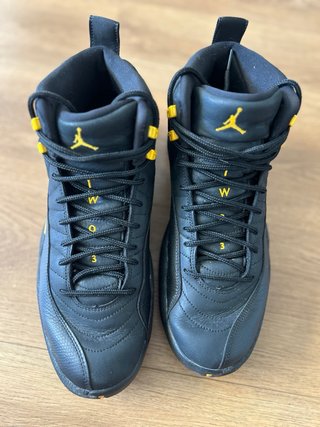 Air Jordan 12 Retro Negro Amarillo
