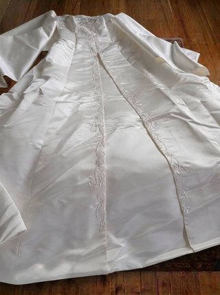 Vestido de Novia Marfil con Chal