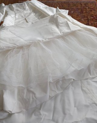 Vestido de Novia Marfil con Chal