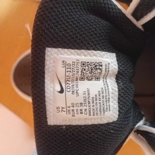 Zapatillas altas Nike blancas y rojas