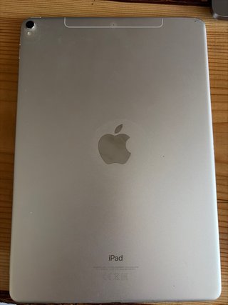 iPad Pro 10.5 Plata para pieza no funciona