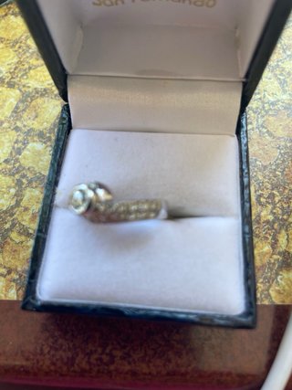 Anillo Oro Blanco y Diamantes