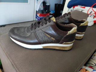 Michael Kors Bambas Marrones y Doradas