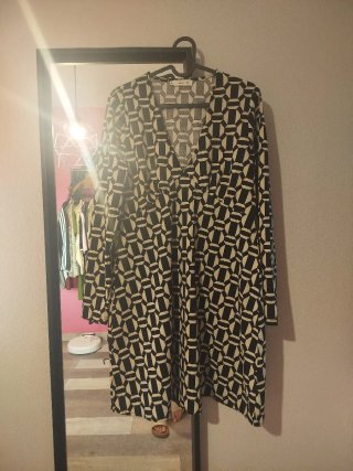 Vestido Mango Mini Manga Larga Estampado