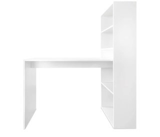 Escritorio blanco con estanterías