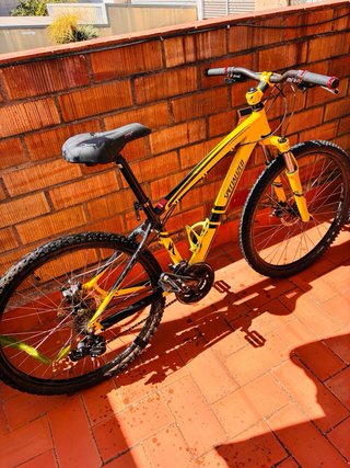 Bicicleta Specialized Hardrock Amarilla