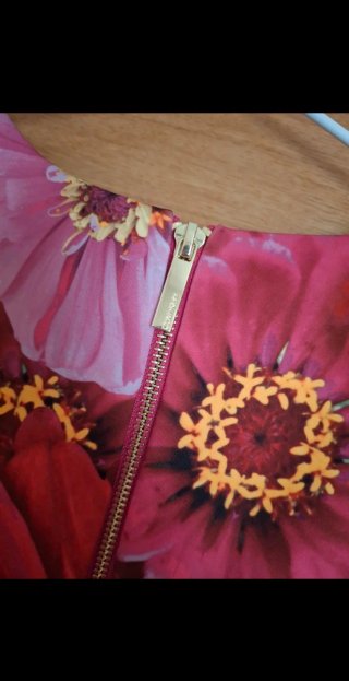 Vestido flores Calvin Klein a estrenar