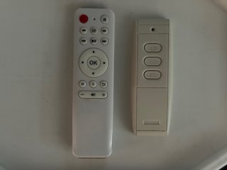 Proyector Wimius 1080p + Pantalla motorizada 84”
