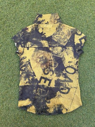 Camisa Urban Outfitters Y2K Estampado