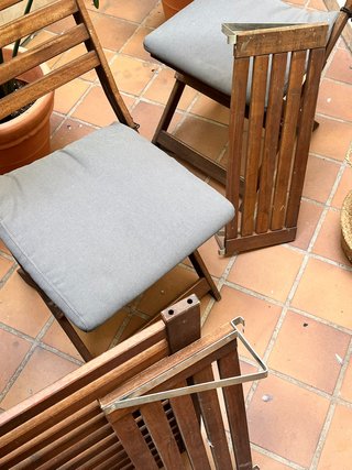2 Sillas Plegables Madera + Cojines + accesorios