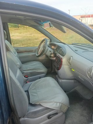 Chrysler Voyager 2001