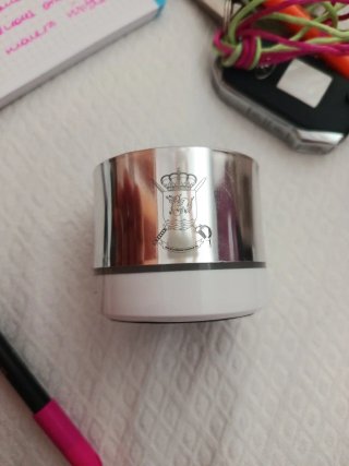 Mini altavoz Santander negro.