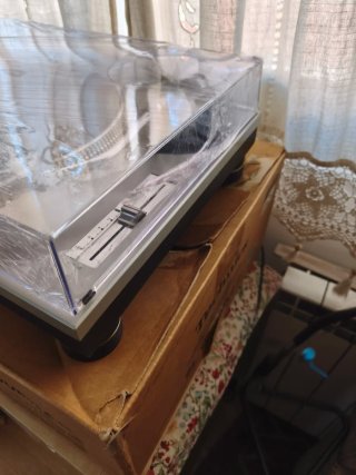 (1) Technics SL-1200MK2 Tocadiscos