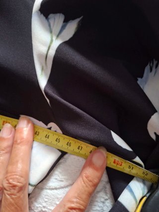 Vestido,negro, cisnes de Bimba y Lola