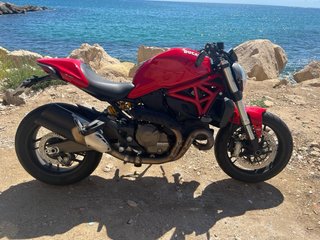 Ducati Monster 821 2016 Roja | 12.600kms |