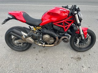 Ducati Monster 821 2016 Roja | 12.600kms |