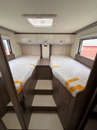 AUTOCARAVANA BURSTNER IT 726G