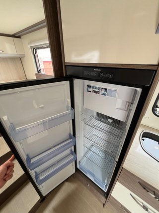 AUTOCARAVANA BURSTNER IT 726G