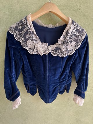 Conjunto Fallera: 2 Corpiños y Falda