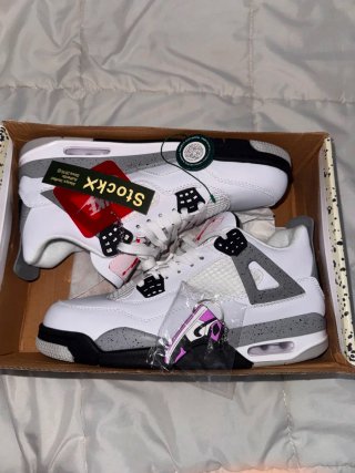 Jordan 4 White Cement