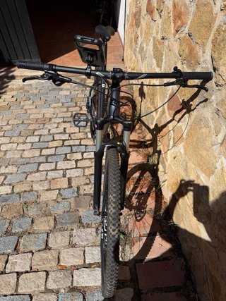 Bicicleta Montaña Expert 4.0 Deore 12V como nueva