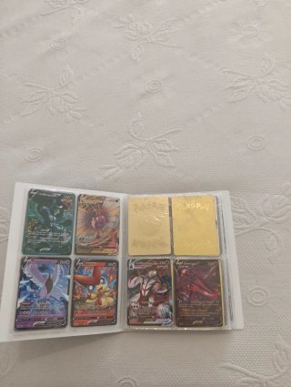 Cartas Pokémon falsas y verdaderas