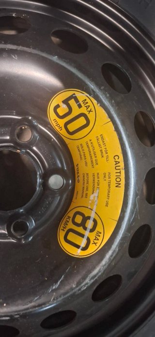 Llanta de repuesto Volvo Galleta. Sin neumático.