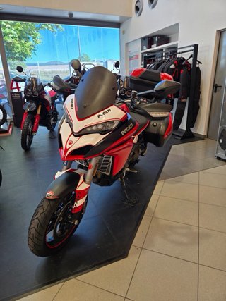 Ducati Multistrada 1200 Estética “Pikes Pead”