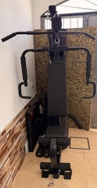 Multiestación de musculación con cargas