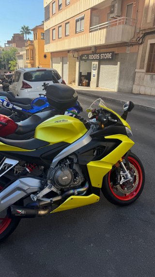 Aprilia RS 660 2023 Acid Gold - 15.000km