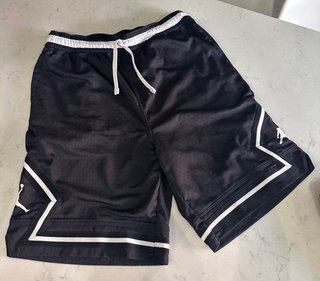 Lote 4 Camisetas Nike + 1 Pantalón (Talla M)