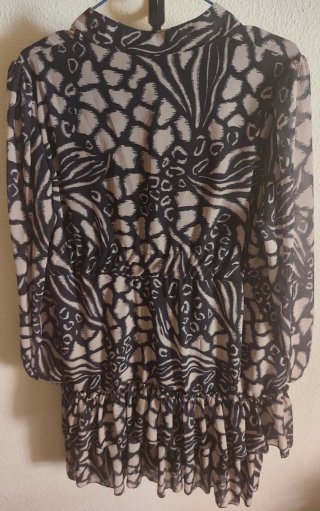 Vestido volantes estampado
