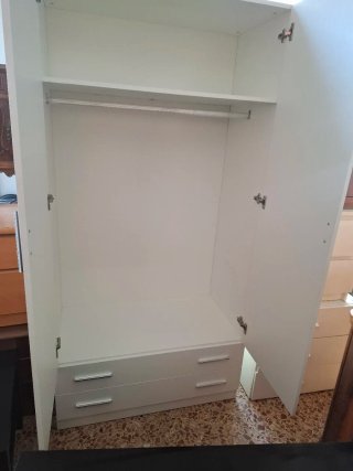 Armario de madera 3 puertas