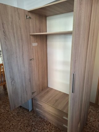 Armario de madera 3 puertas