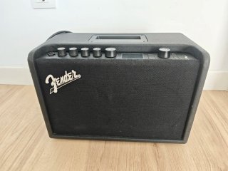 Fender Mustang GT40 Amplificador Guitarra 40W