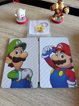 Nintendo Switch V2 + 3 Juegos Mario