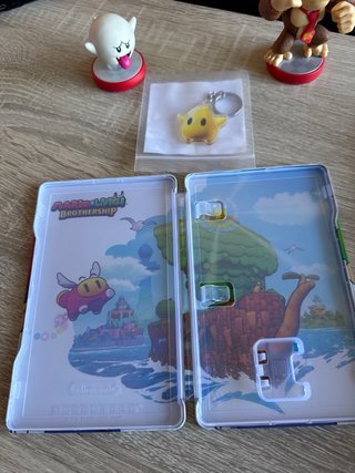 Nintendo Switch V2 + 3 Juegos Mario