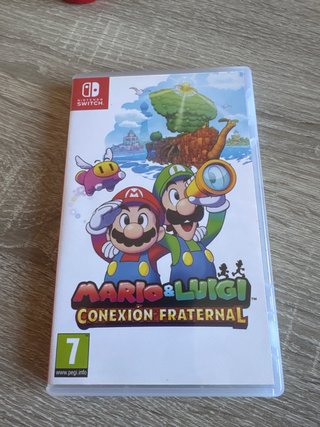 Nintendo Switch V2 + 3 Juegos Mario