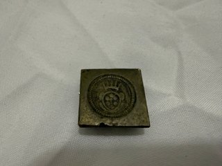 Balanza francesa con dos ponderales. Siglo XVIII