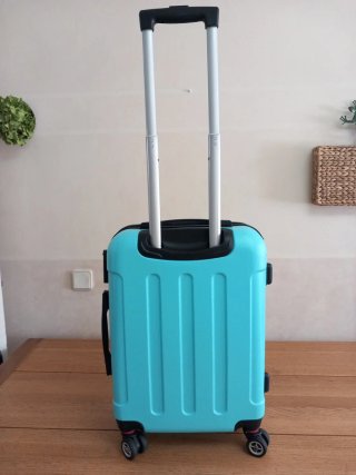 Maleta de cabina azul con ruedas