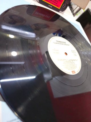 Vinilo Tennessee Llueve en mi Corazón