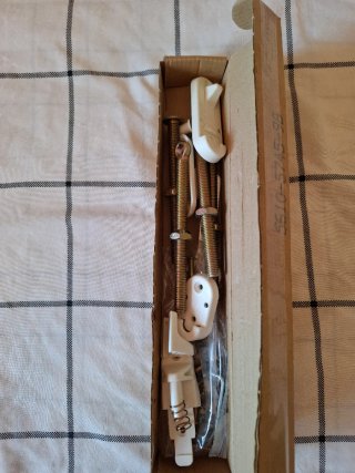 Piezas montaje y anclaje Puerta Seguridad