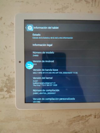Tablet blanca con pantalla táctil