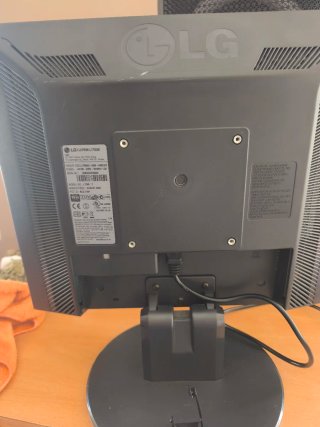 Lote PCs: Antiguo y Moderno