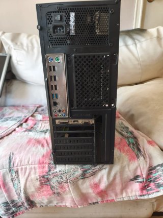 Lote PCs: Antiguo y Moderno